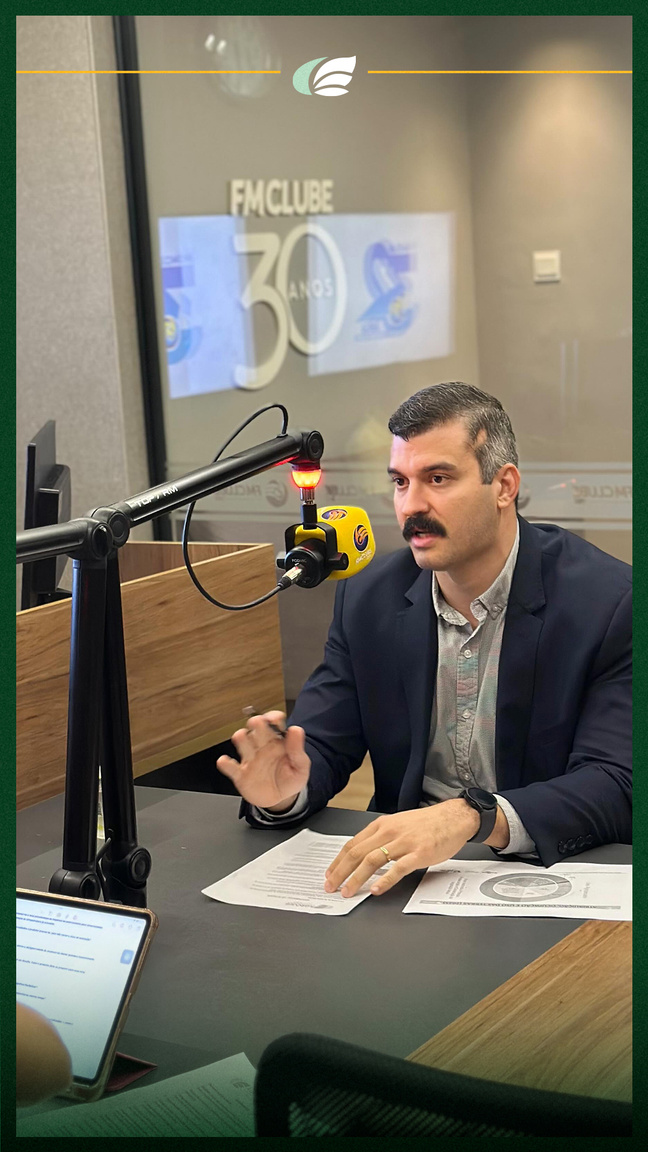 Imagem institucional de entrevista, fornecida no material AGROJUS